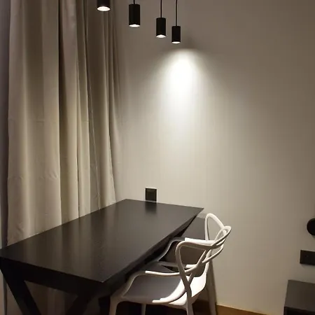 Uroczy Apartament Z Widokiem I Darmowym Parkingiem Posen Exterior foto